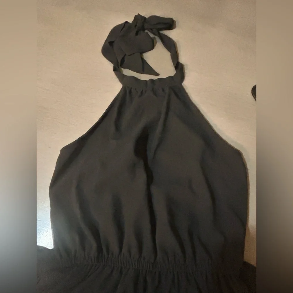 Elegant Black Halter Maxi Dress ππ₯° - Picture 5 of 8